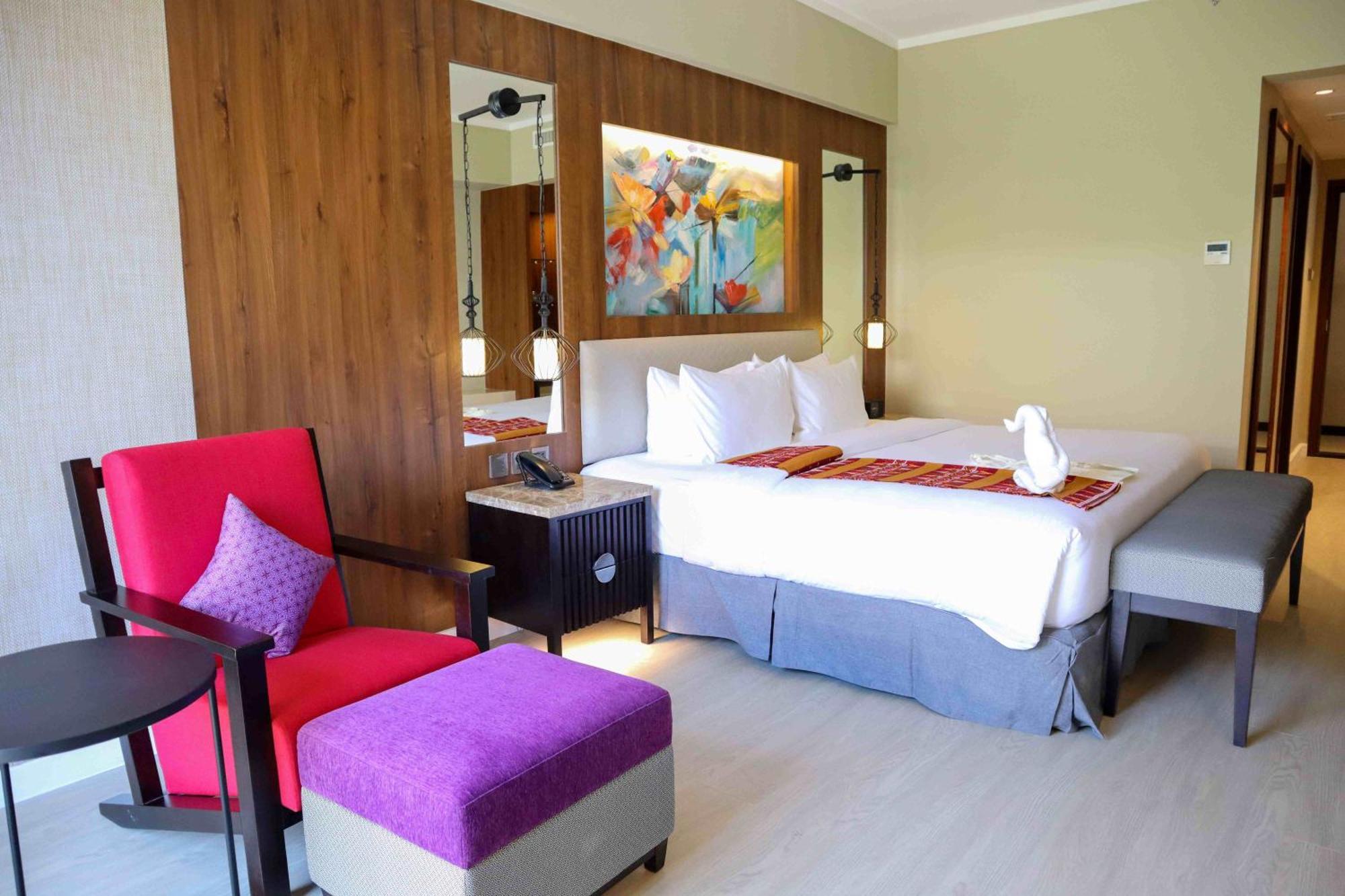 Mandarin Bay Resort And Spa Balabag  Eksteriør bilde